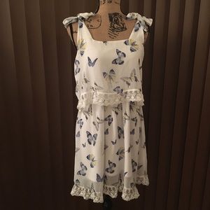 Disney Alice Through Looking Glass Size M Dress